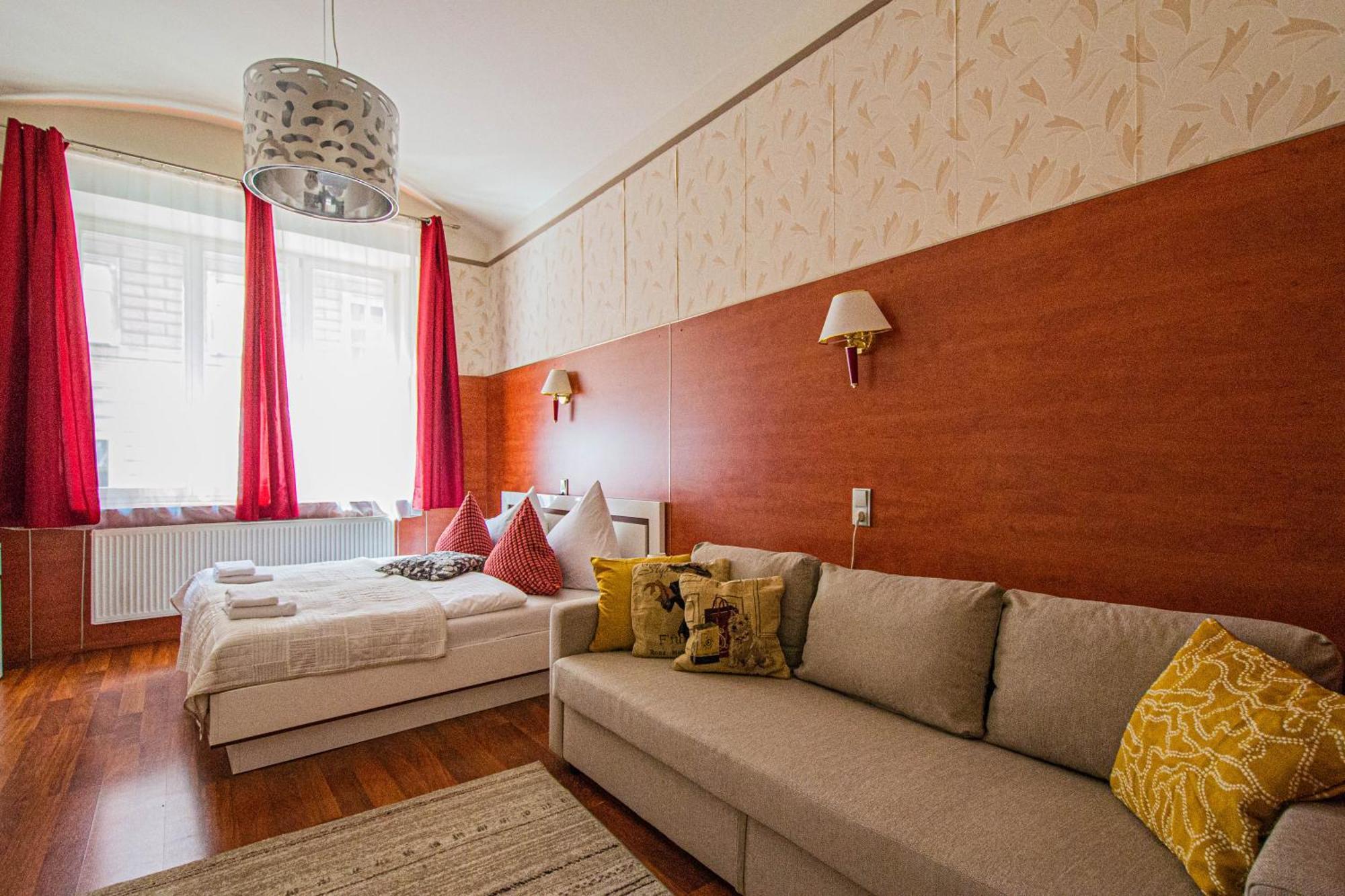 2bdr Flat Behind Museum Appartement *